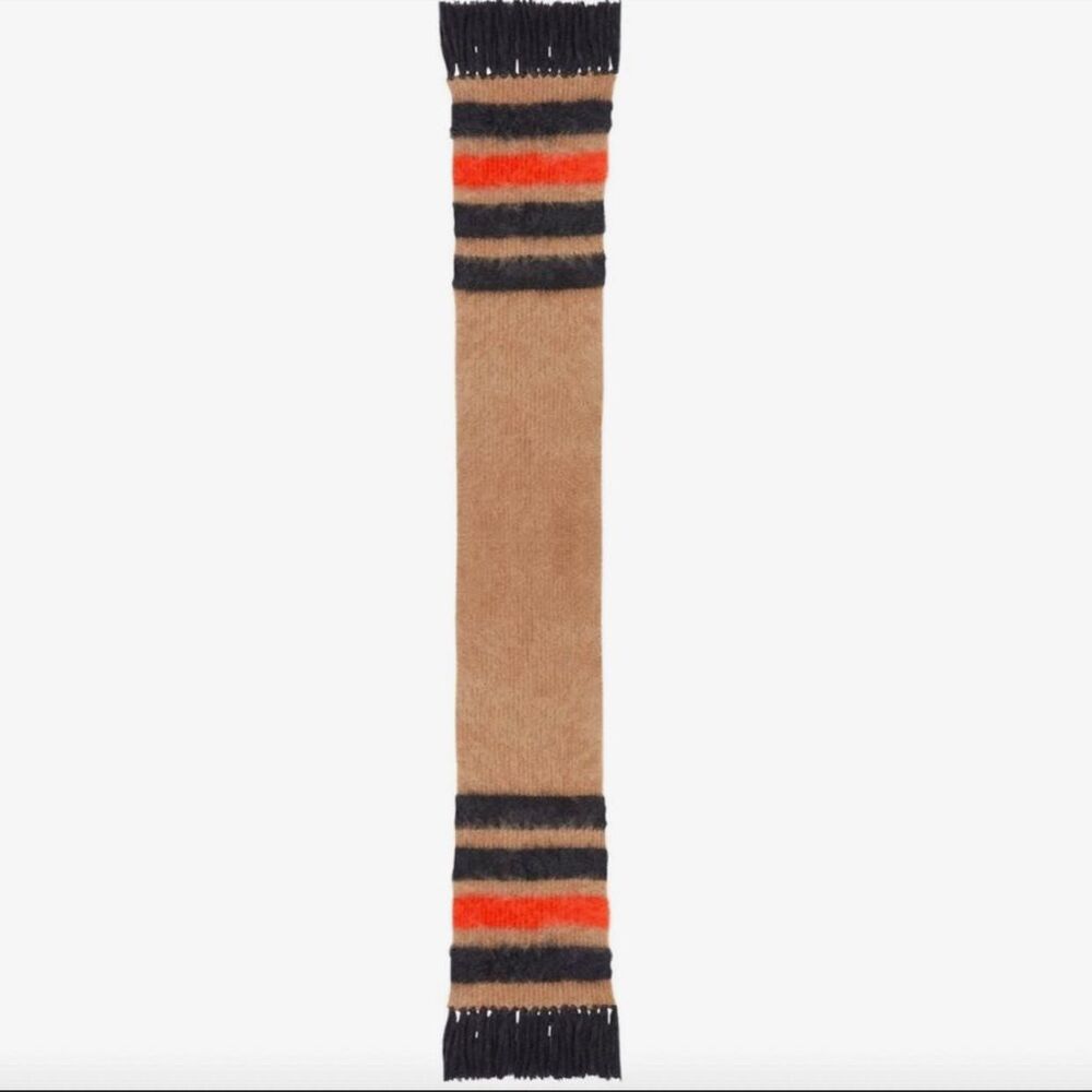 πNWOTπBurberry Graphic Stripe Mohair Silk Scarf - Picture 5 of 9